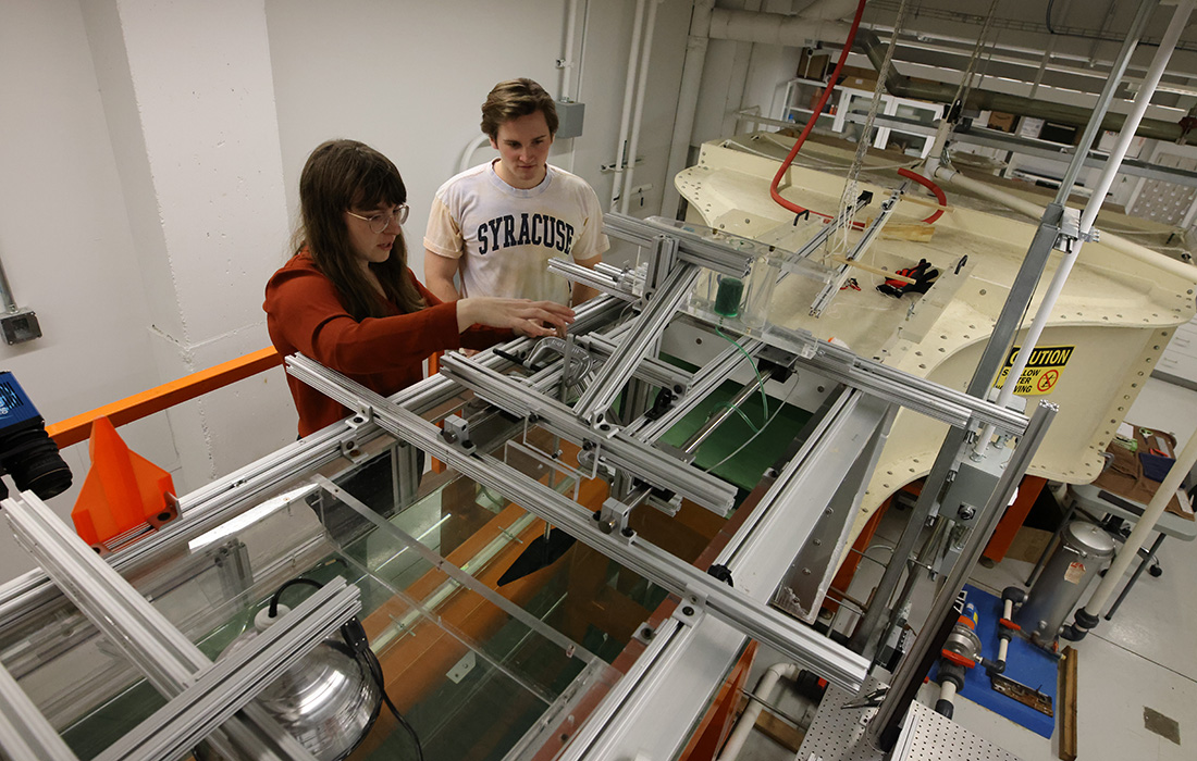 Mechanical and Aerospace Engineering Departments ECS Syracuse