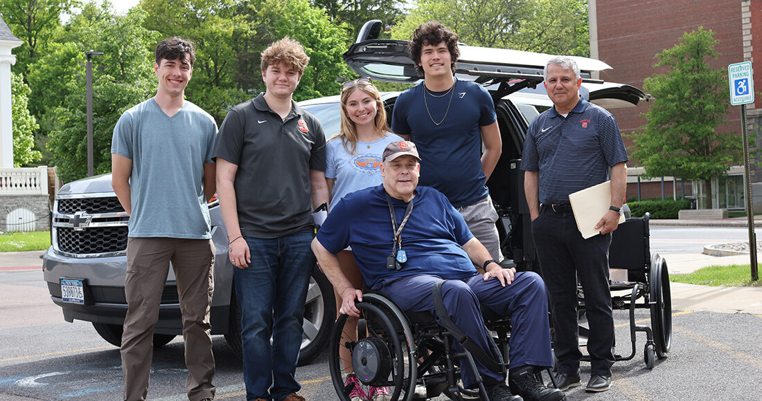 A team of Syracuse University engineering and computer science students with Jim DaRin